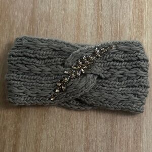 Elegant Gray Knit Headband with Crystal Accents